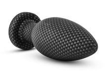 Load image into Gallery viewer, Spark Graph Check Silicone Plug Small Carbon Fiber. - Beautiful Stranger 2020