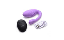 Load image into Gallery viewer, Lilac 7X Pulse Pro Clit Stim Vibe w/ Remote. - Beautiful Stranger 2020
