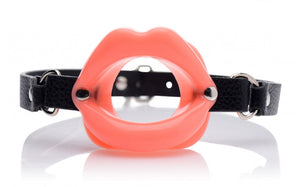 Sissy Lips Mouth Gag. - Beautiful Stranger 2020